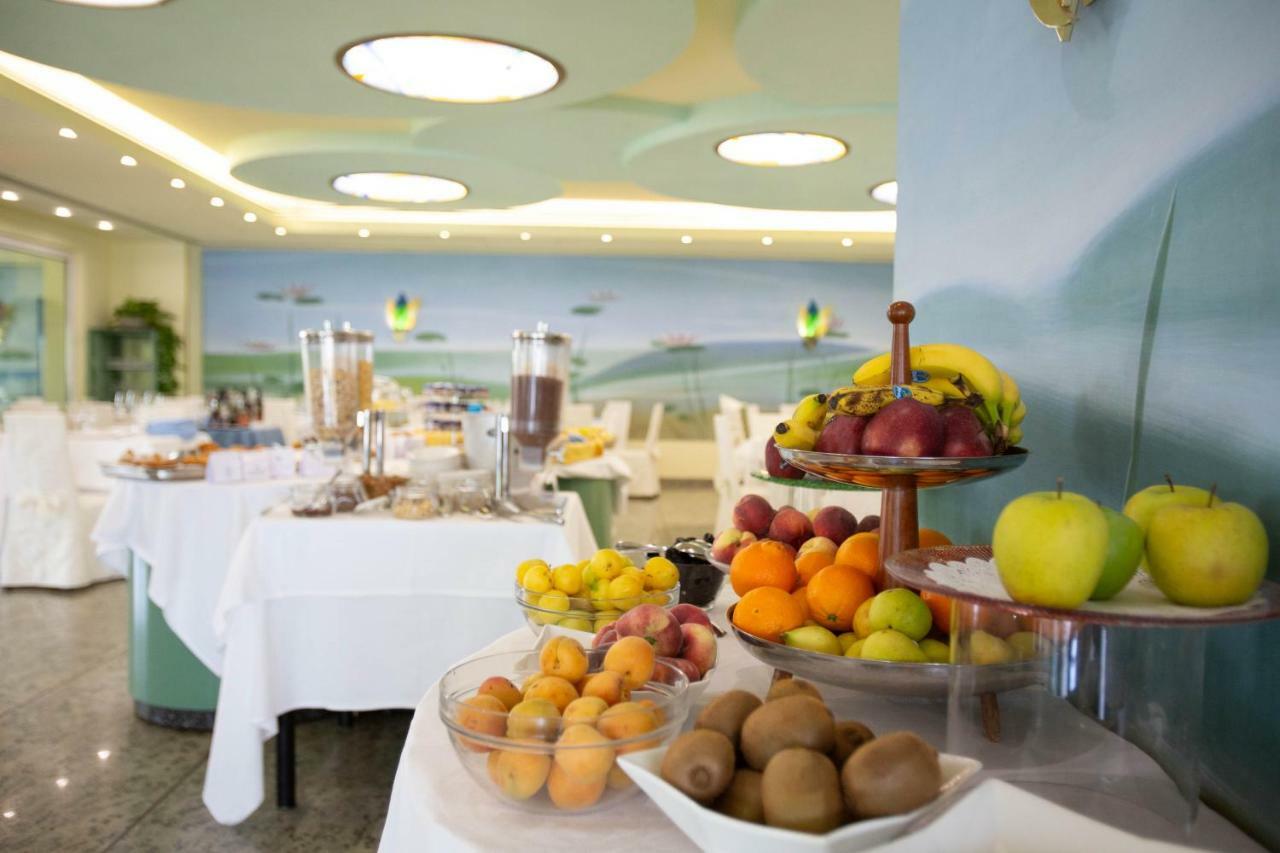 Hotel Royal Фермо Екстериор снимка